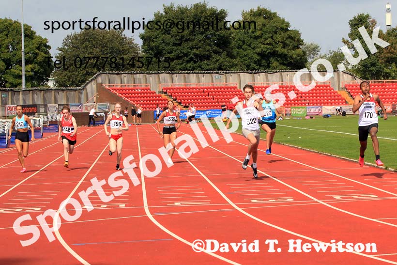 100 metres, 2024 Gateshead Tartan Games.  Photo: David T. Hewitson/Sports for All Pics